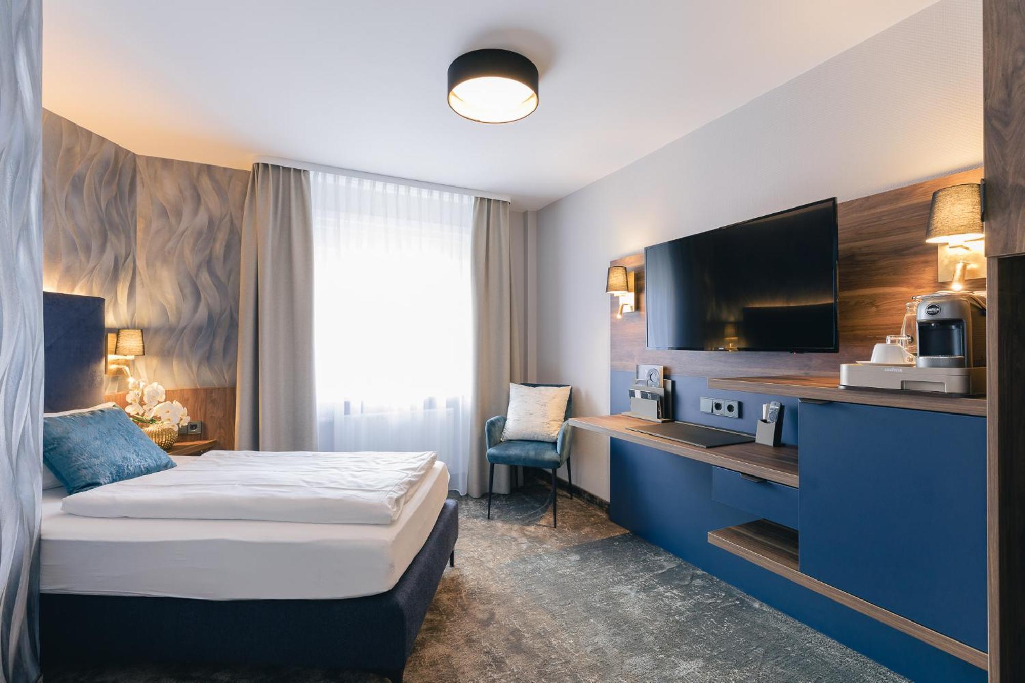 Hotel & Restaurant Rose Битигхайм-Бисинген Екстериор снимка